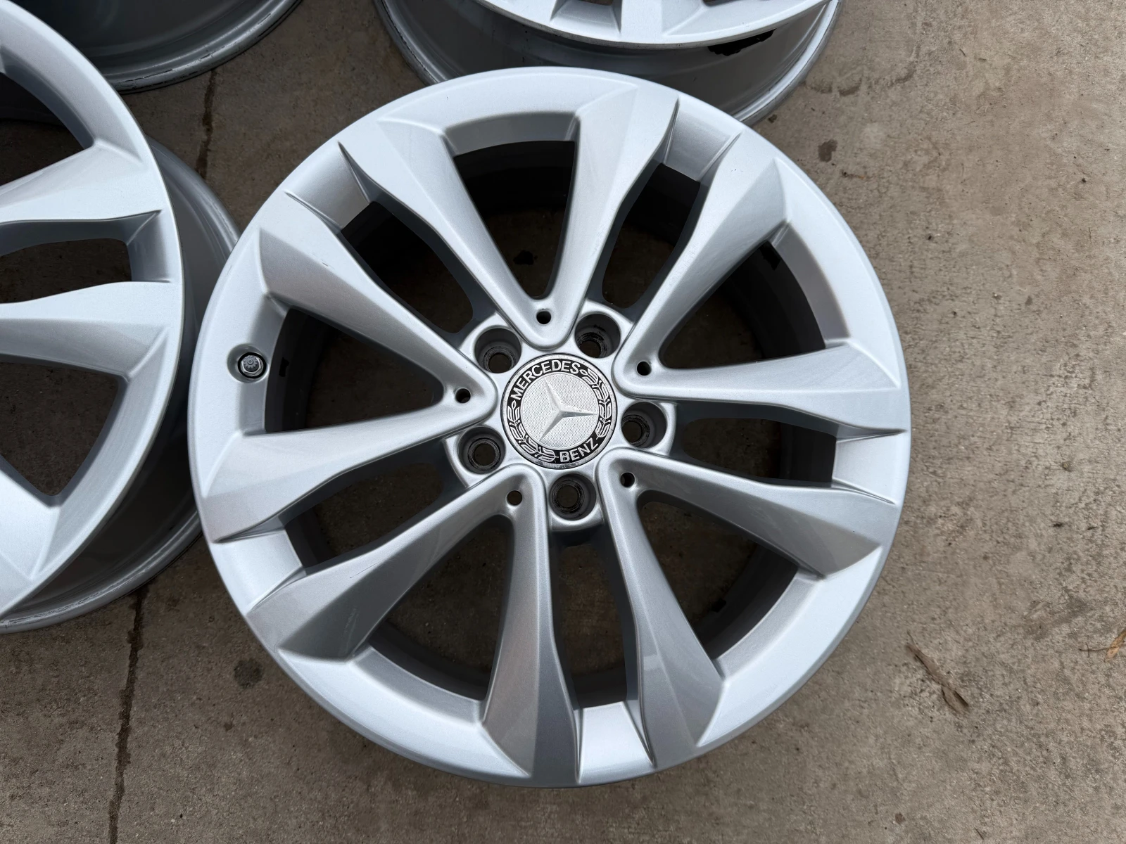 ������ | Mobile.bg � ����������� 3