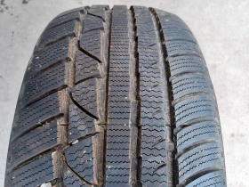 Гуми Зимни 245/40R19, снимка 3 - Гуми и джанти - 48209978