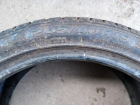 Гуми Зимни 245/40R19, снимка 4 - Гуми и джанти - 48209978