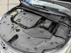 Toyota Avensis 1.8 lpg, снимка 10