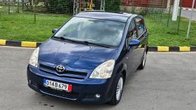 Toyota Corolla verso 1.8 VVTI 7mesta/Klimatronik/Italy, снимка 1