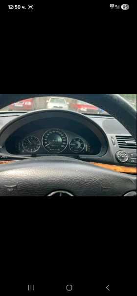 Mercedes-Benz E 220, снимка 16
