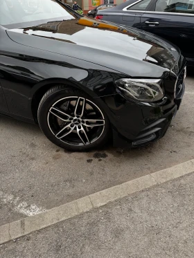 Mercedes-Benz E 220 AMG, снимка 15