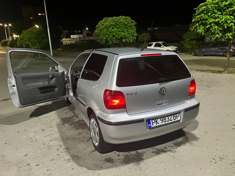 VW Polo 1.4i, снимка 7 - Автомобили и джипове - 47321184