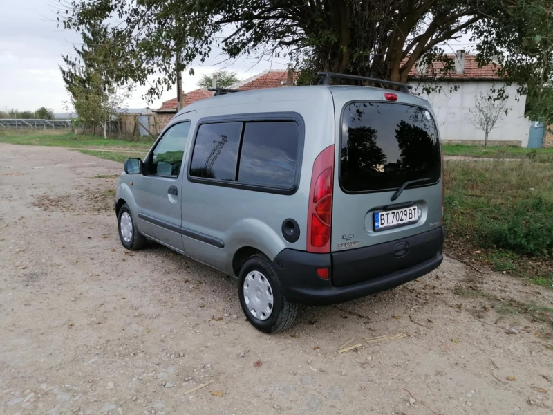 Renault Kangoo 1.9, снимка 2 - Автомобили и джипове - 47563897