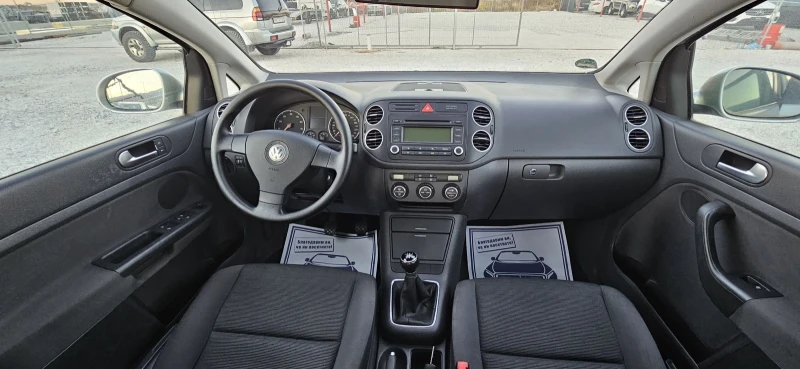 VW Golf Plus 1.6i.102кс.Отличен., снимка 14 - Автомобили и джипове - 47697822