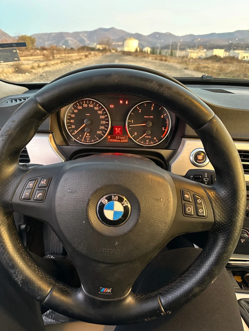 BMW 320 2.0D, снимка 15 - Автомобили и джипове - 48030906