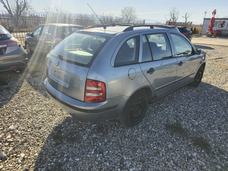 Skoda Fabia 1.4d, снимка 6 - Автомобили и джипове - 48097717