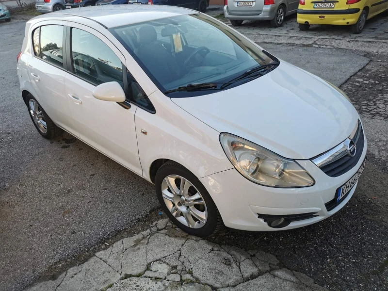 Opel Corsa, снимка 1 - Автомобили и джипове - 48576043