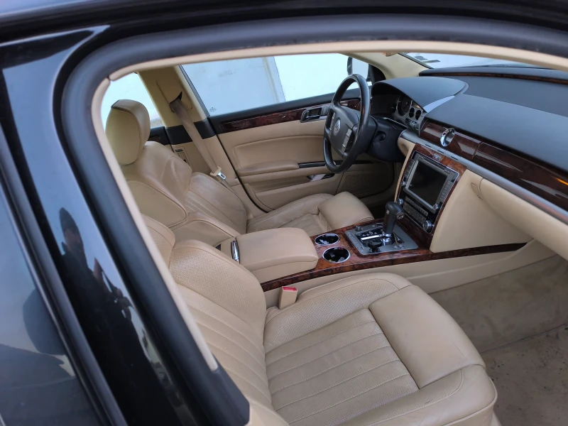 VW Phaeton Facelift 240hp, снимка 5 - Автомобили и джипове - 52396647