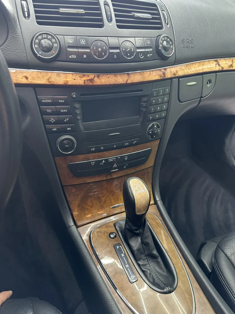 Mercedes-Benz E 270 W211, снимка 11 - Автомобили и джипове - 49531642