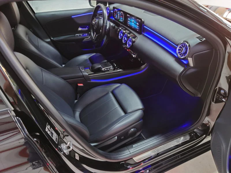 Mercedes-Benz A 250 Luxury limited, снимка 9 - Автомобили и джипове - 50774524