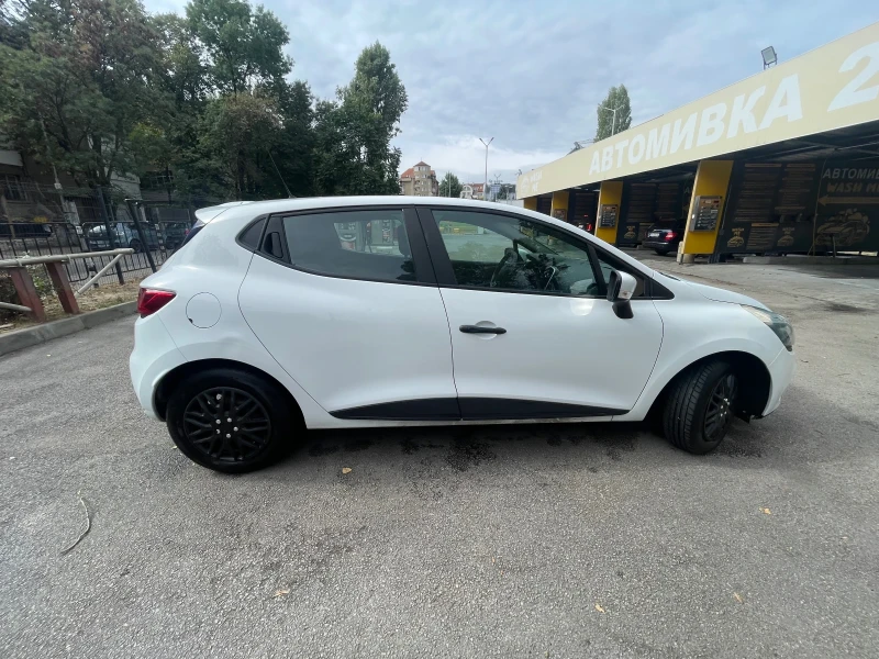 Renault Clio 1.5 DCI 75 к.с., снимка 5 - Автомобили и джипове - 52229913