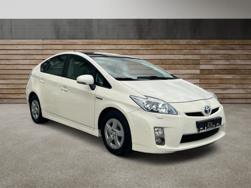 Toyota Prius 1.8HSD ПРОЧЕТИ ОПИСАНИЕТО , снимка 3 - Автомобили и джипове - 52500581
