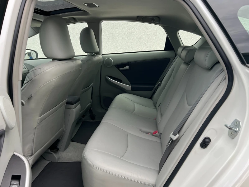 Toyota Prius 1.8HSD ПРОЧЕТИ ОПИСАНИЕТО , снимка 12 - Автомобили и джипове - 52500581