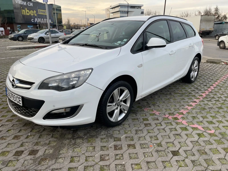 Opel Astra 1.7/CDTI Facelift Чисто нови гуми , снимка 3 - Автомобили и джипове - 52638804
