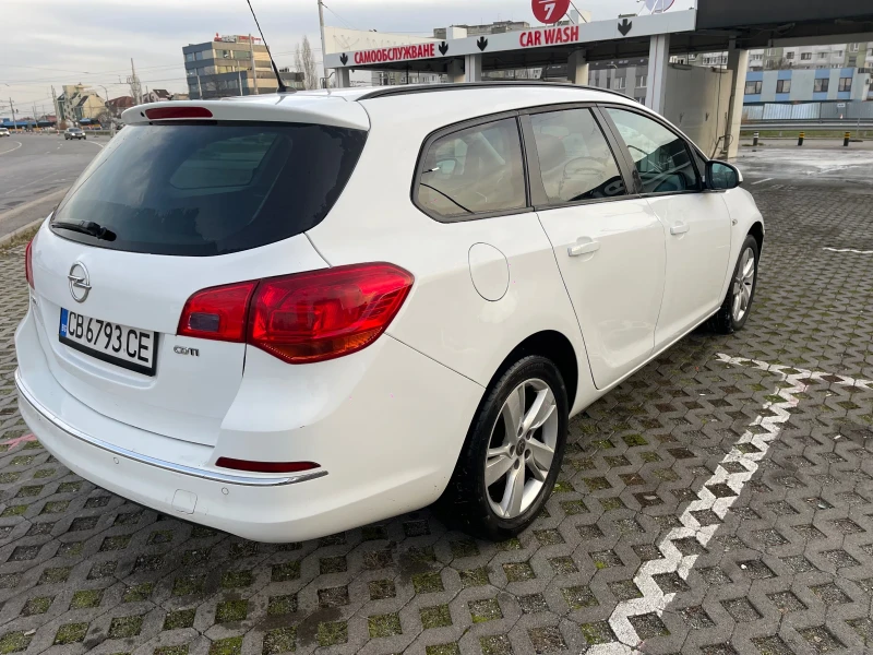 Opel Astra 1.7/CDTI Facelift Чисто нови гуми , снимка 4 - Автомобили и джипове - 52638804