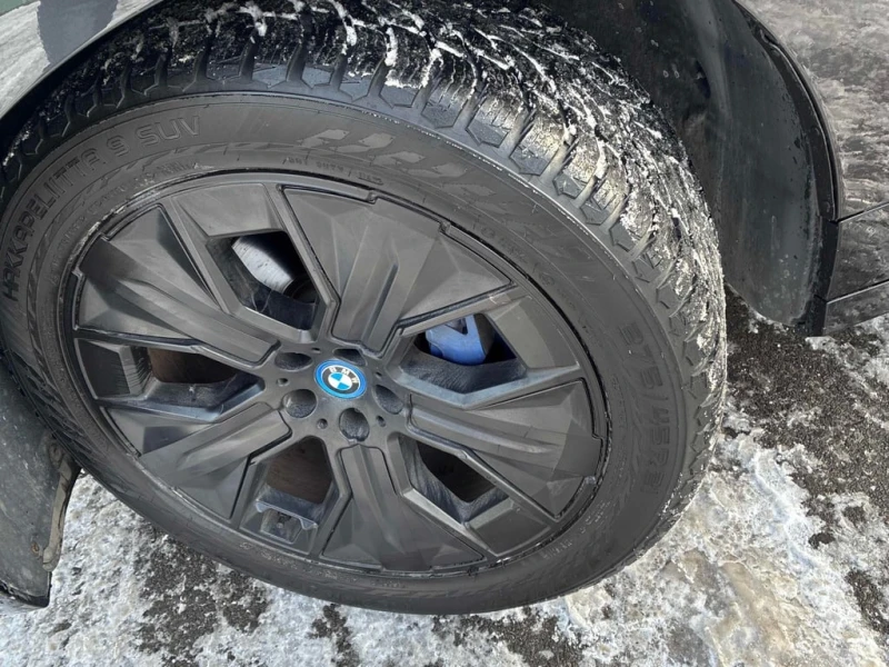 BMW iX 2023 xDrive40 * CARFAX * БЕЗ ПЪРВОНАЧАЛНА ВНОСКА, снимка 6 - Автомобили и джипове - 53014173