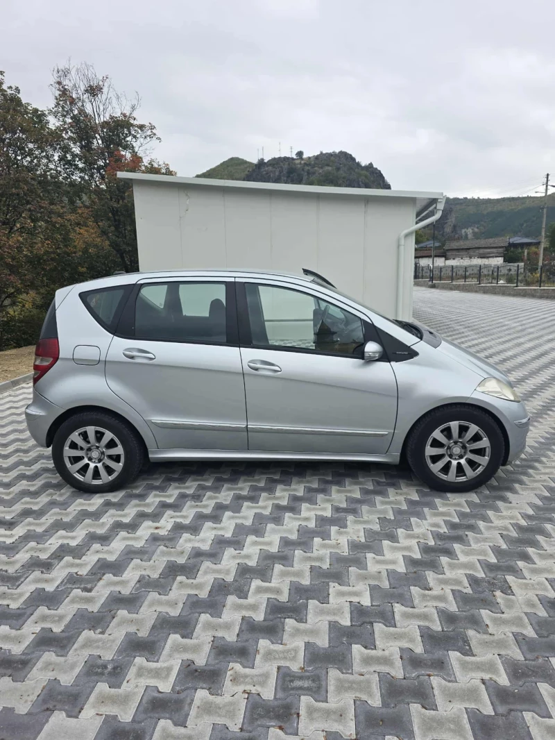 Mercedes-Benz A 180, снимка 2 - Автомобили и джипове - 53028289