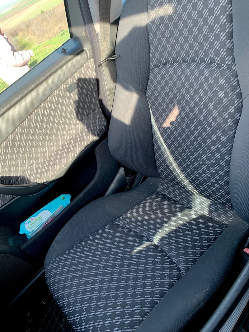 Mercedes-Benz C 270, снимка 10 - Автомобили и джипове - 53540914