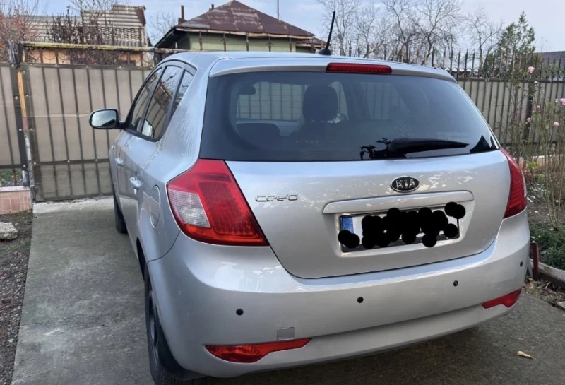 Kia Ceed, снимка 8 - Автомобили и джипове - 53595898
