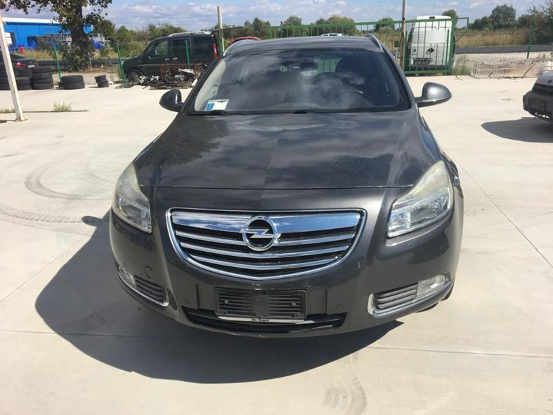 Opel Insignia Opel Insignia 2.0CDTI, снимка 1 - Автомобили и джипове - 34228933