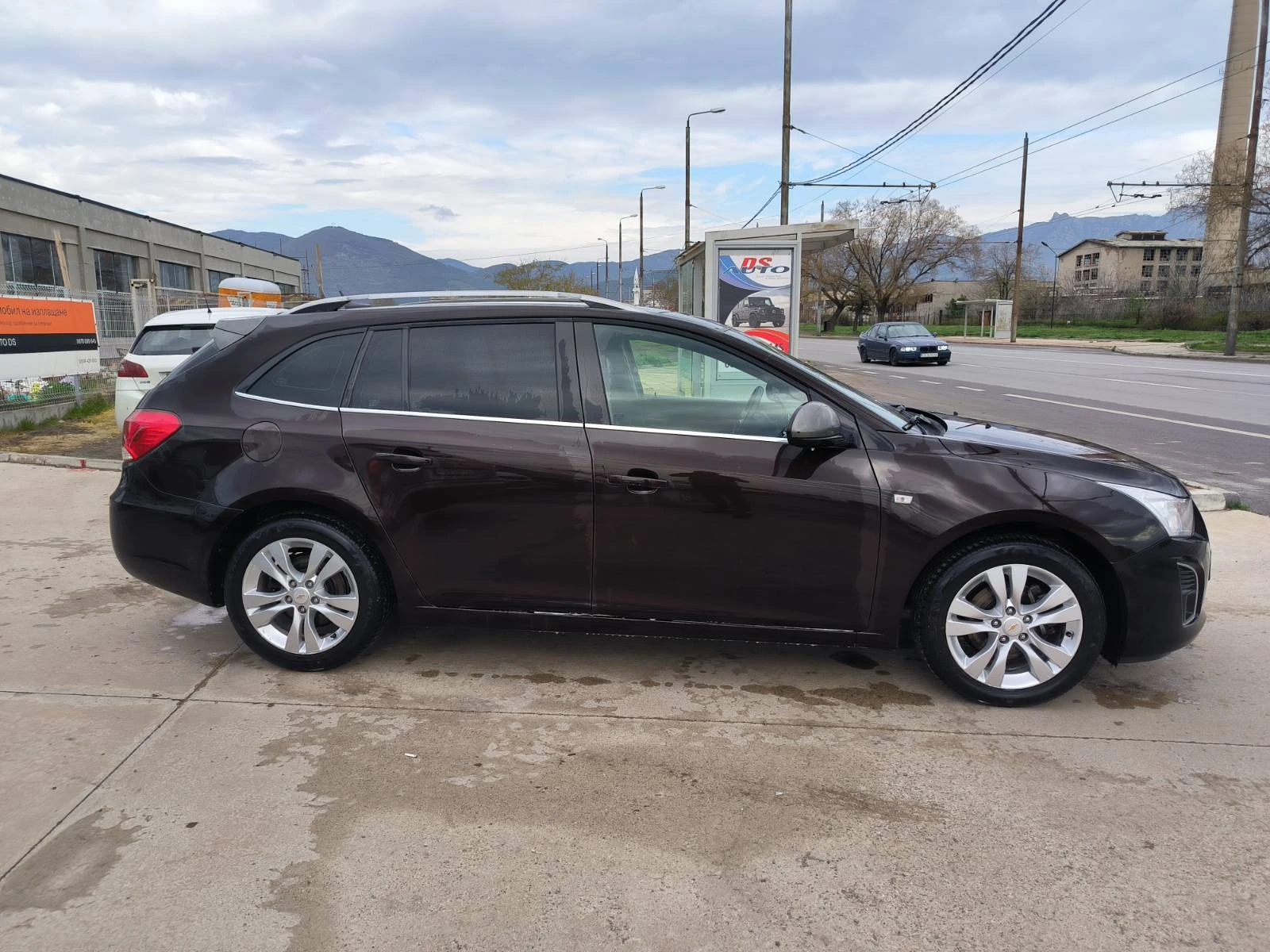 Chevrolet Cruze 1.7d-Navi-Kamera-Euro-5B-6sk - изображение 4