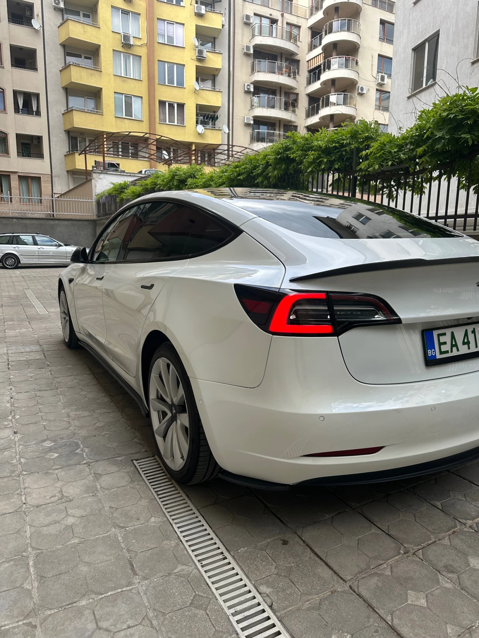 Tesla Model 3 Dual Motor - изображение 6