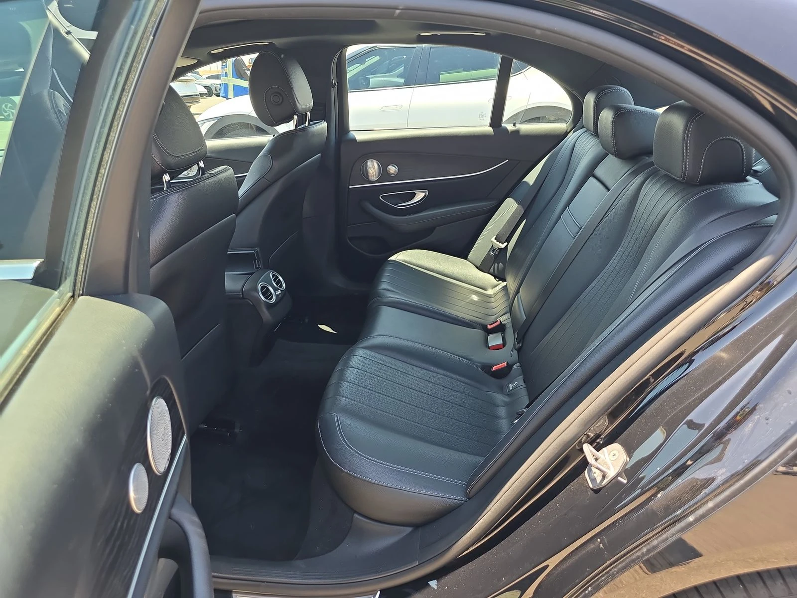 Mercedes-Benz E 300 burmester* multibeam led* Parking Assist | Mobile.bg   13