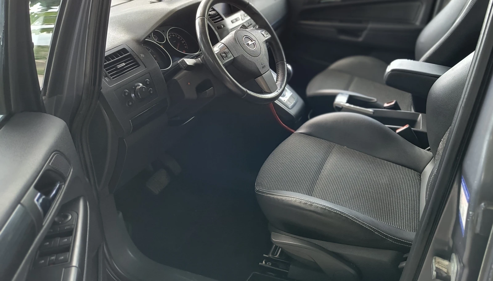 Opel Zafira 1.8i  | Mobile.bg   11