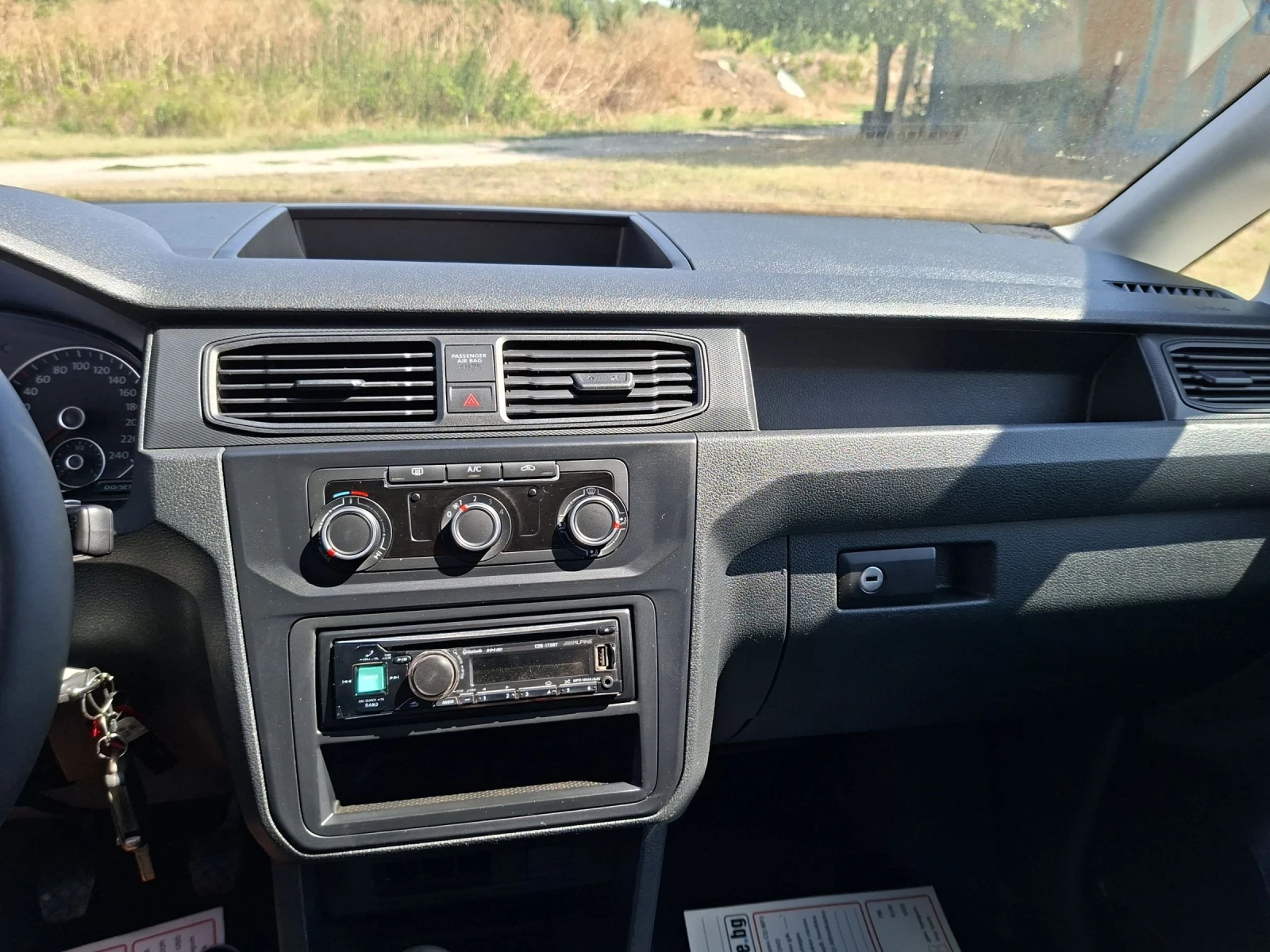 VW Caddy  - изображение 9