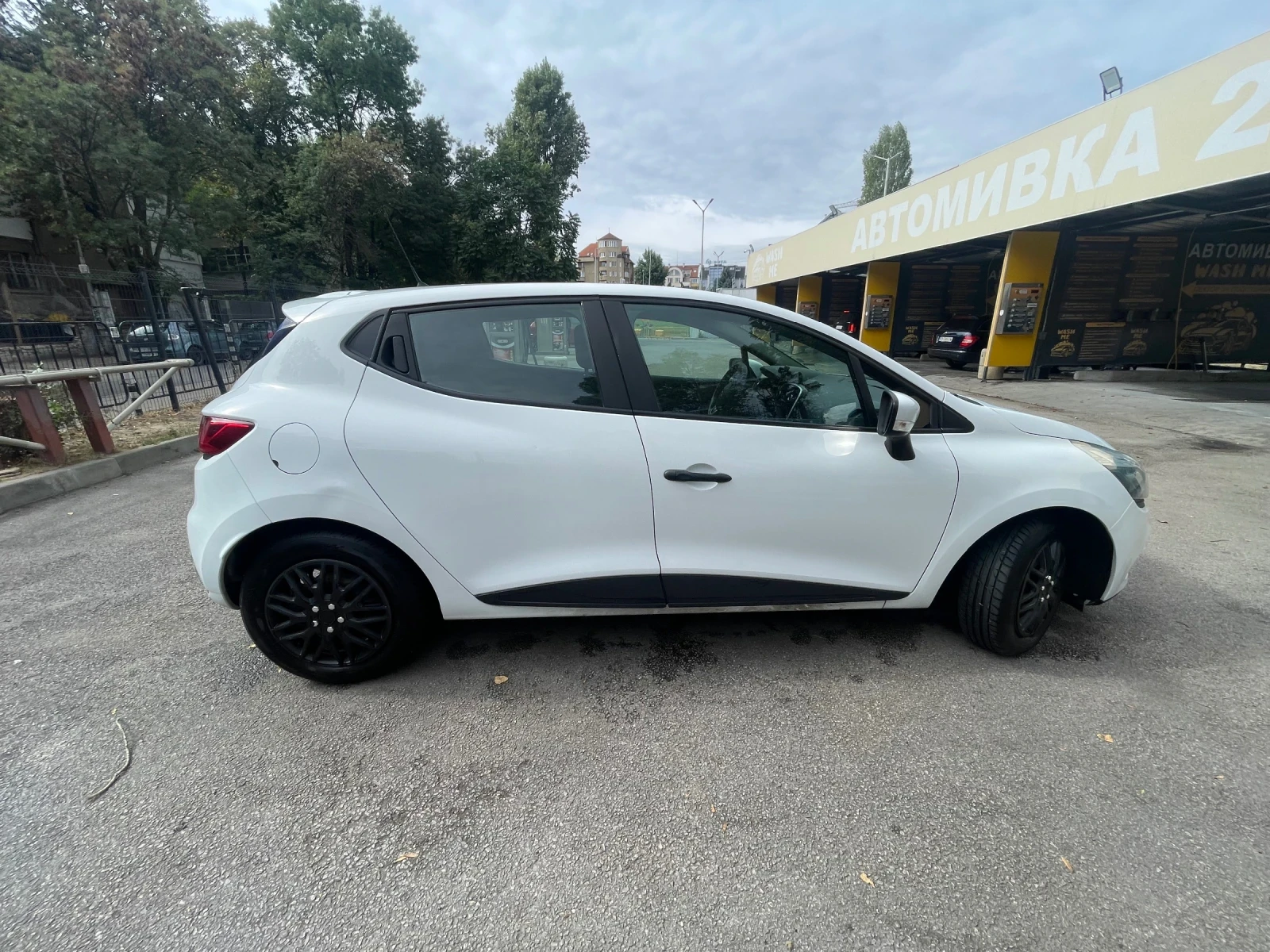 Renault Clio 1.5 DCI 75 к.с. - изображение 5