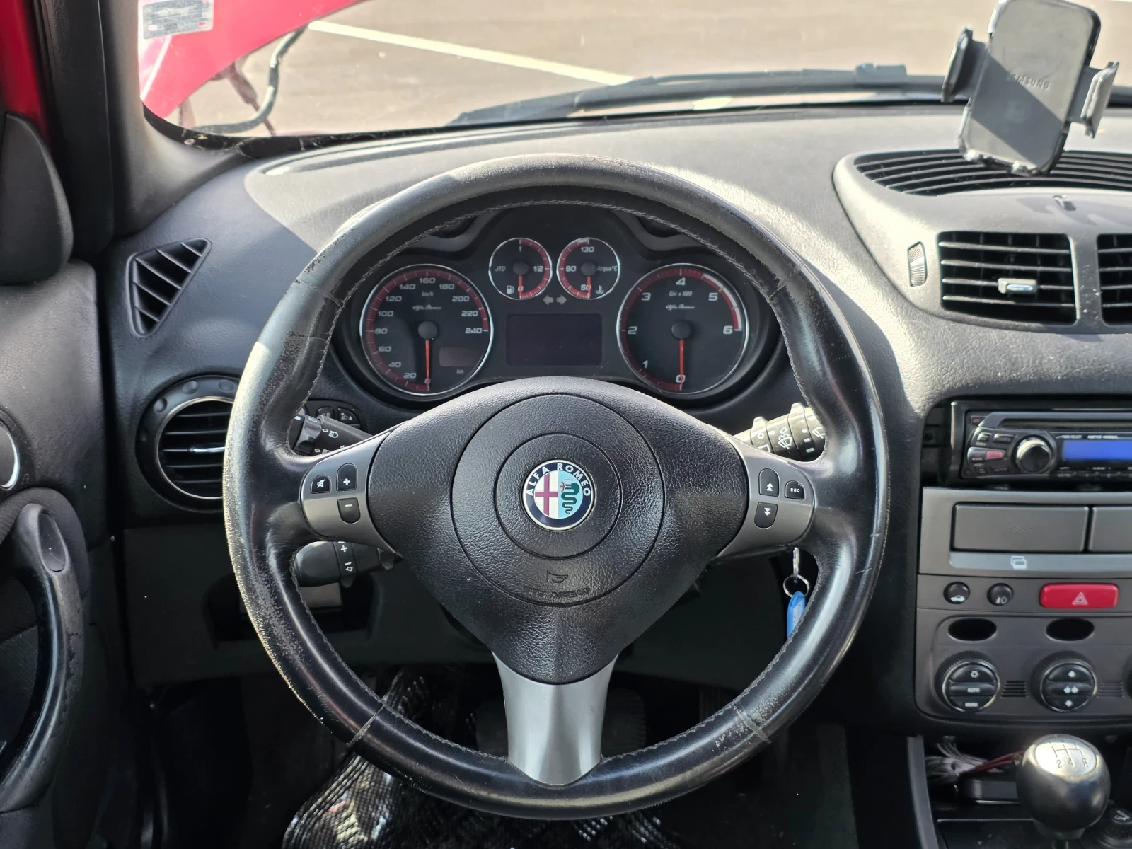 Alfa Romeo 147 1.9 JTDm Black Line - изображение 8