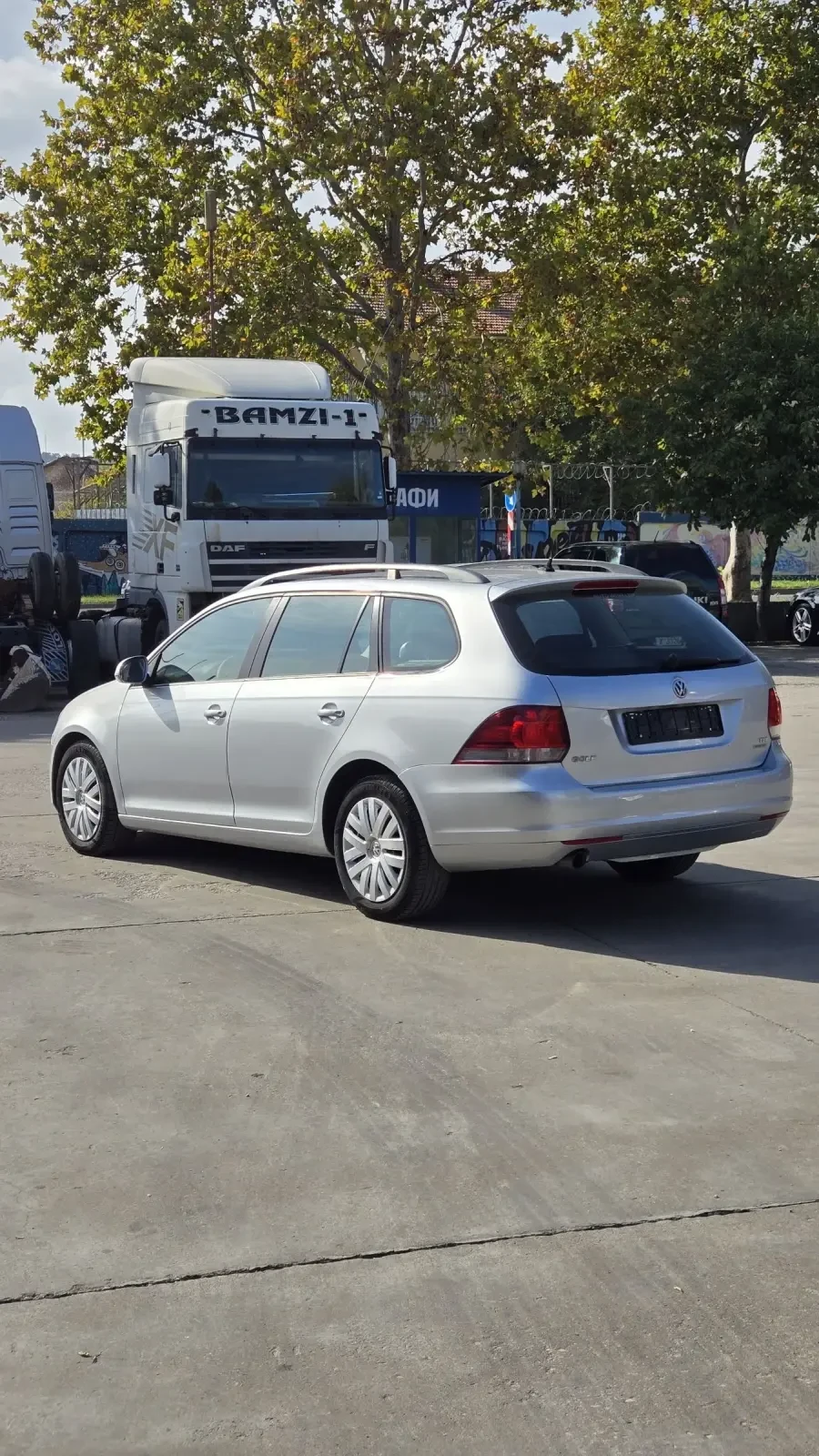 VW Golf 1.6 Tdi BlueMotion - изображение 6