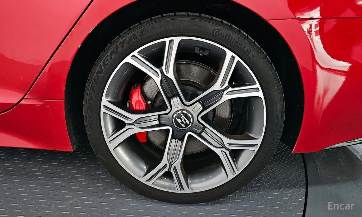 Kia Stinger  - изображение 5