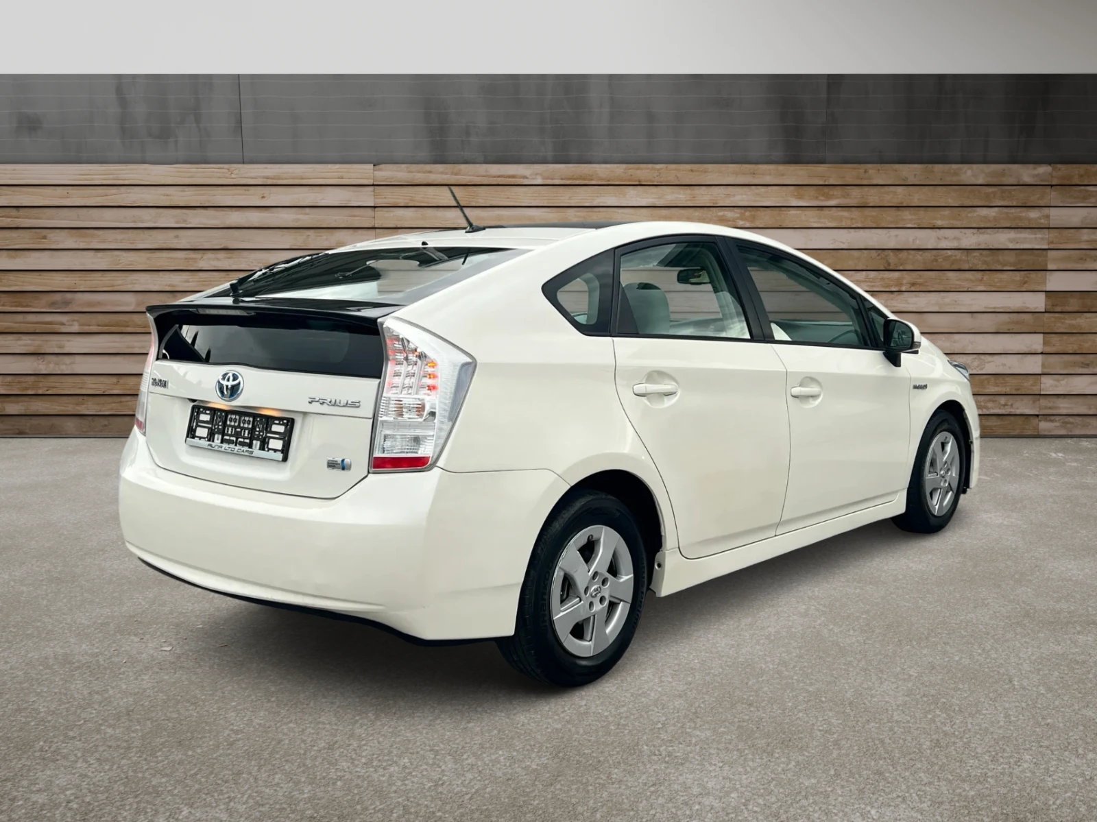 Toyota Prius 1.8HSD ПРОЧЕТИ ОПИСАНИЕТО  - изображение 6