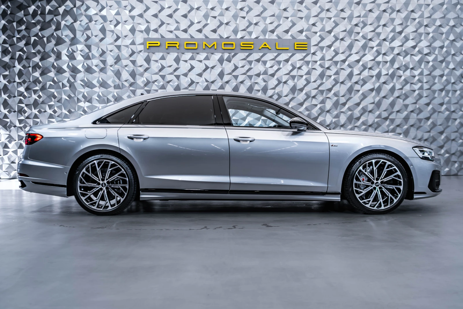 Audi A8 L Sport 60 V8 TFSI DesignSelection* Matrix* Pano*  - изображение 6