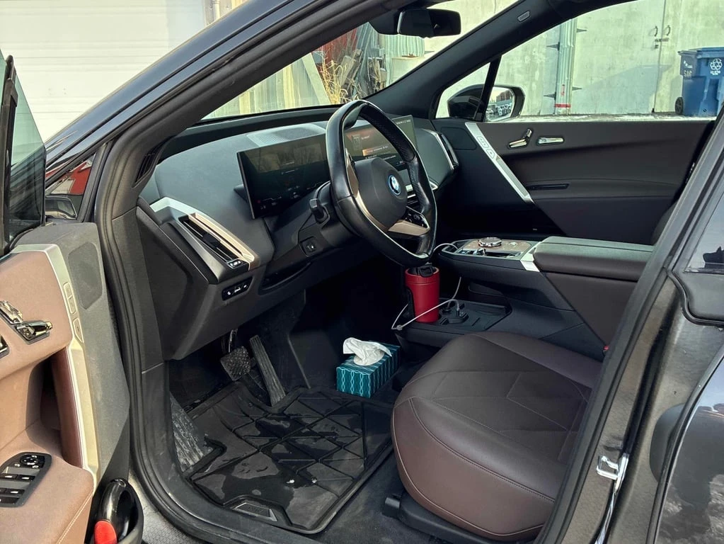 BMW iX 2023 xDrive40 * CARFAX * ��� ������������ ������ | Mobile.bg � ����������� 7