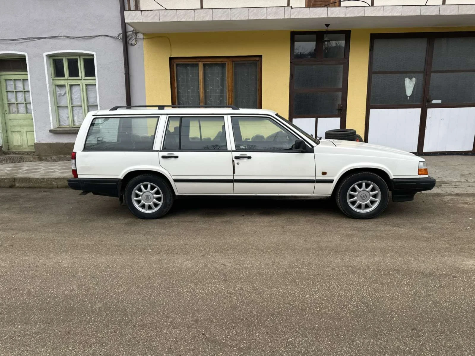 Volvo 940 2.4 TDI - изображение 4