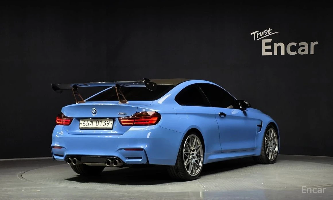 BMW M4 HARMON* KARDON* ХЕДЪП* , снимка 2 - Автомобили и джипове - 54116329