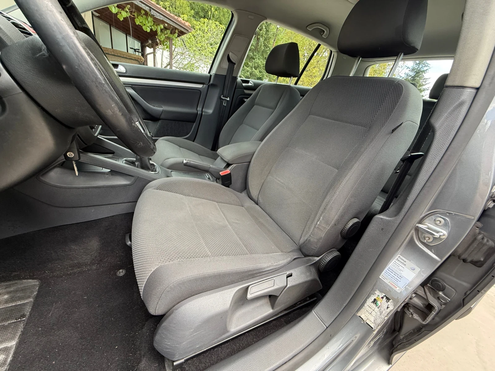 VW Golf 1.9TDI* 6 скорости* , снимка 8 - Автомобили и джипове - 54413885