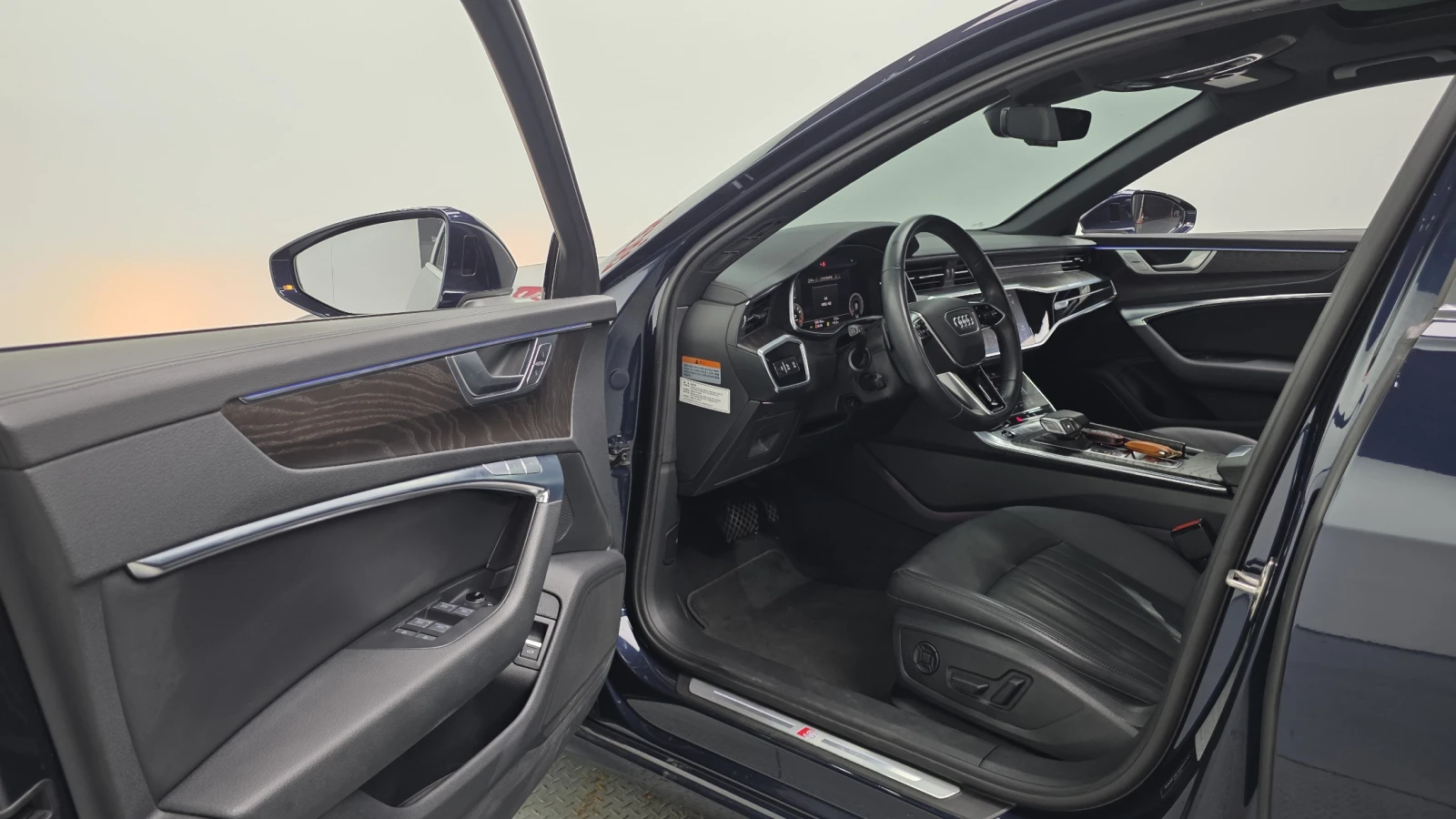 Audi A6 45 TFSI* ЕЛ. БАГАЖНИК* HUD* 360* ЛЮК* КРАЙНА ЦЕНА, снимка 10 - Автомобили и джипове - 55435620