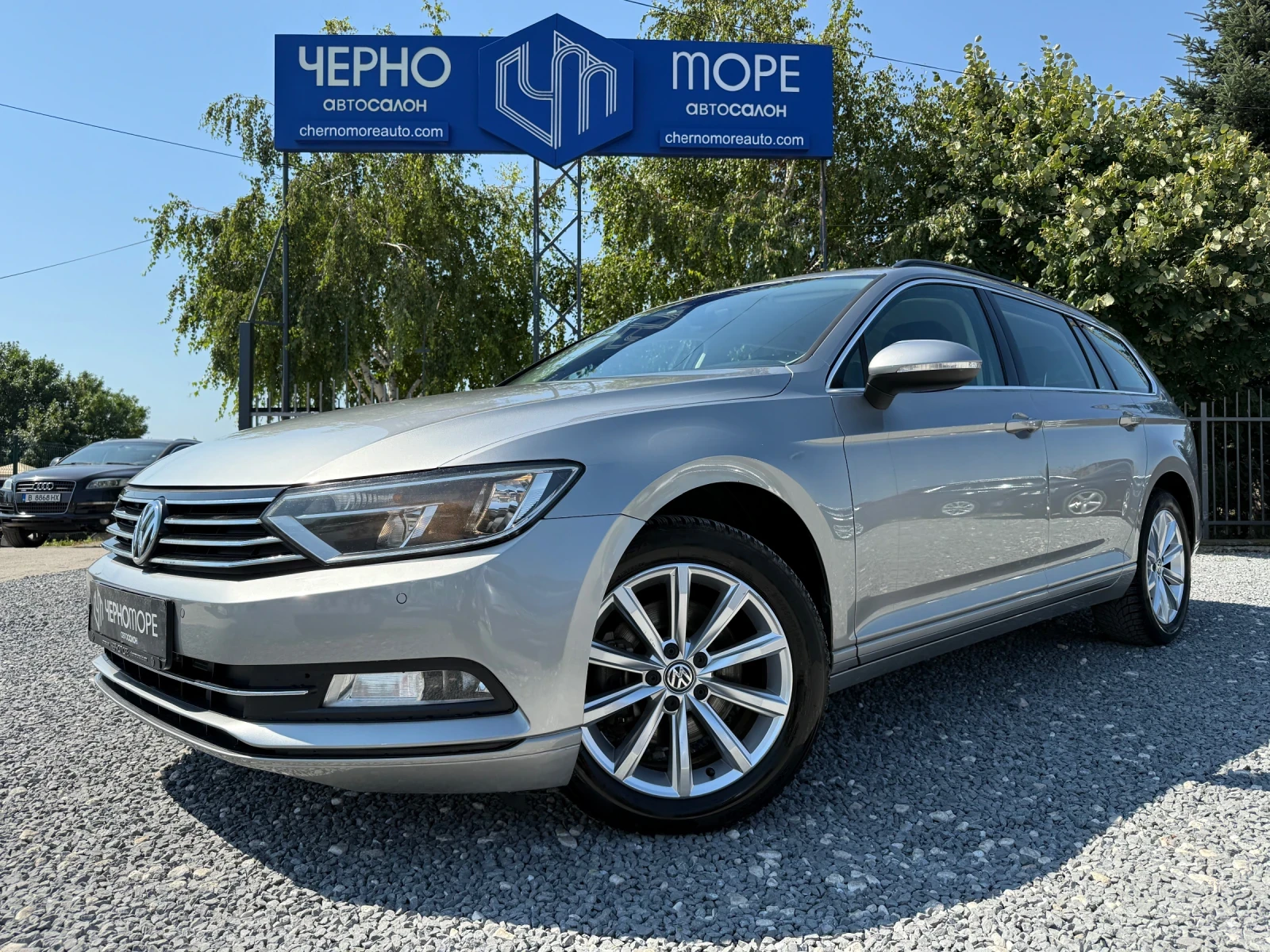 VW Passat 1.6 TDI DSG Executive Line Variant, снимка 3 - Автомобили и джипове - 55537691