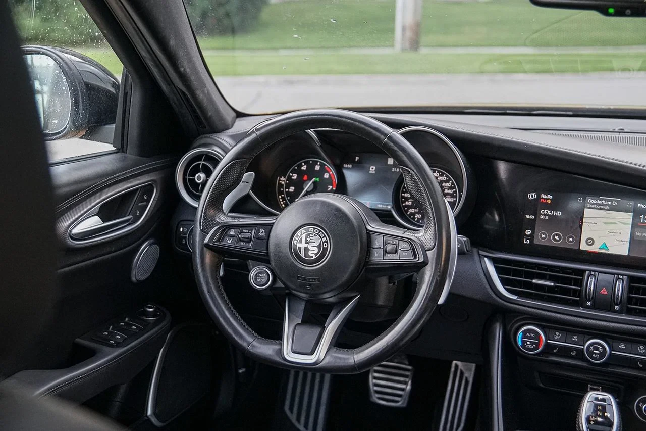 Alfa Romeo Giulia Veloce AWD* Фиксирана цена* , снимка 11 - Автомобили и джипове - 56103623