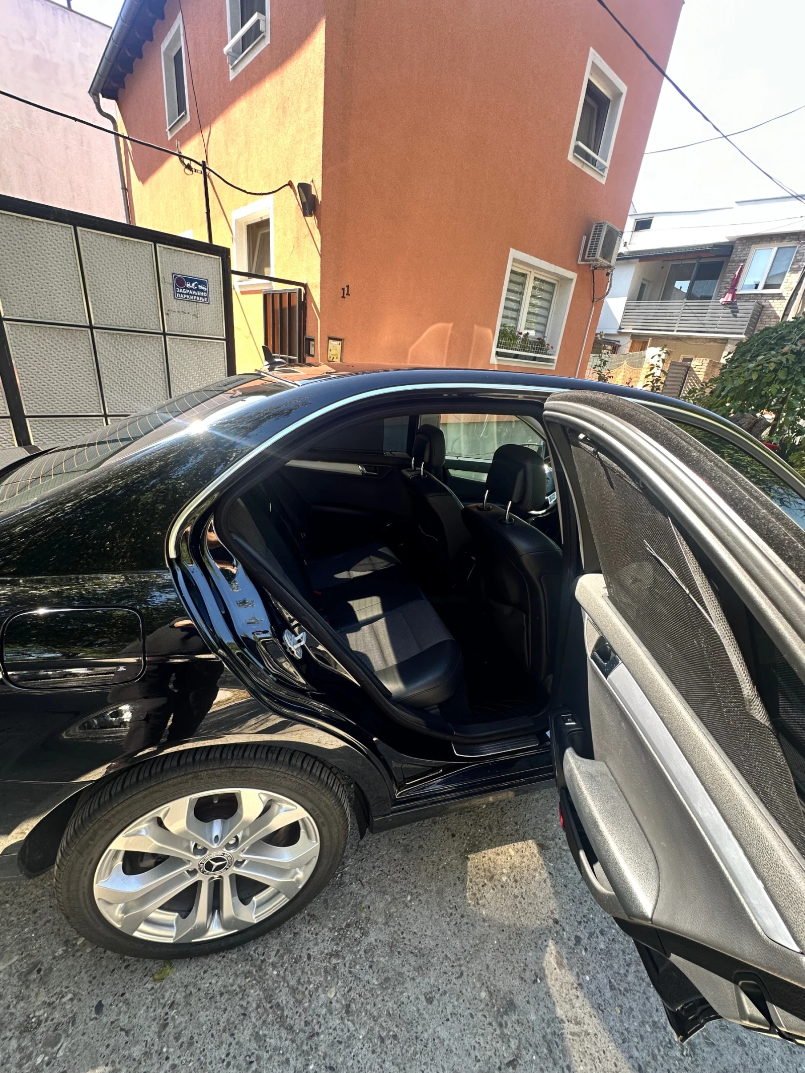 Mercedes-Benz C 350, снимка 15 - Автомобили и джипове - 56130405