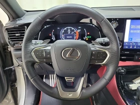 Lexus NX 350h Blind Spot * ОБДУХВАНЕ * CARFAX * АВТО КРЕДИТ * , снимка 11