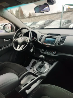 Kia Sportage 2.0 benzin navigation automatic 4* 4, снимка 9