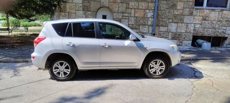 Toyota Rav4 2000 benzin, снимка 2 - Автомобили и джипове - 47900631