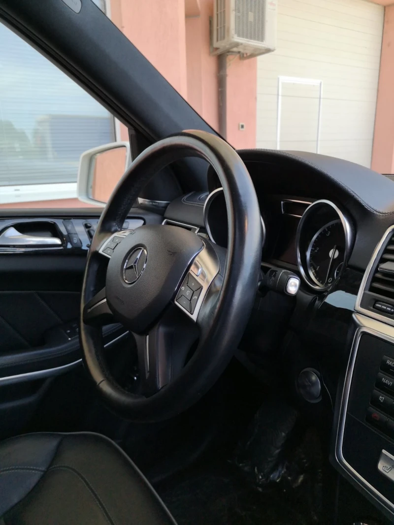 Mercedes-Benz GL 350, снимка 10 - Автомобили и джипове - 52741304