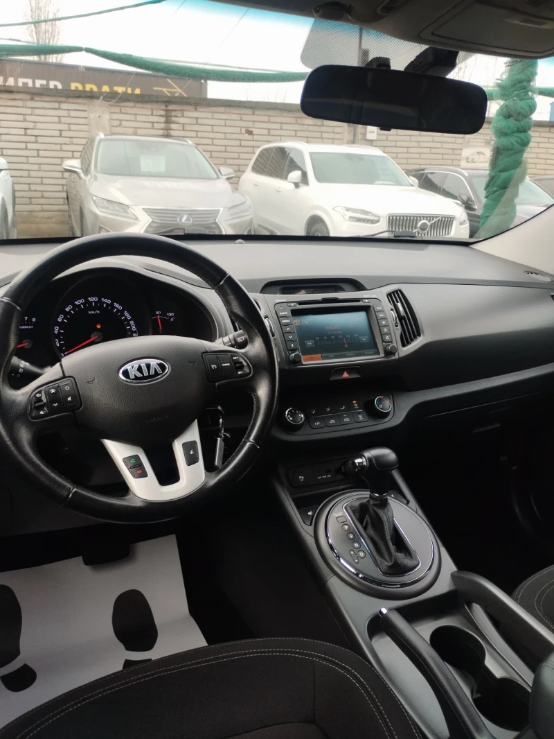 Kia Sportage 2.0 benzin navigation automatic 4* 4, снимка 12 - Автомобили и джипове - 53292517